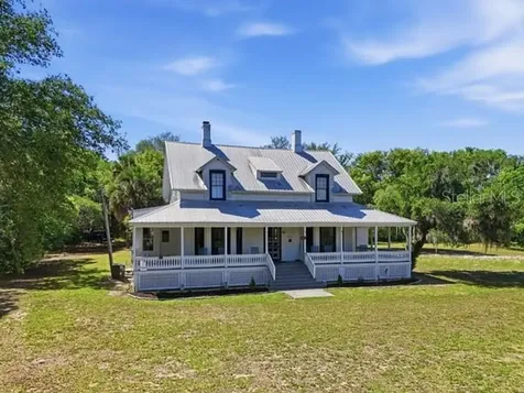 511 E Mirror Lake Drive Fruitland Park FL 34731
