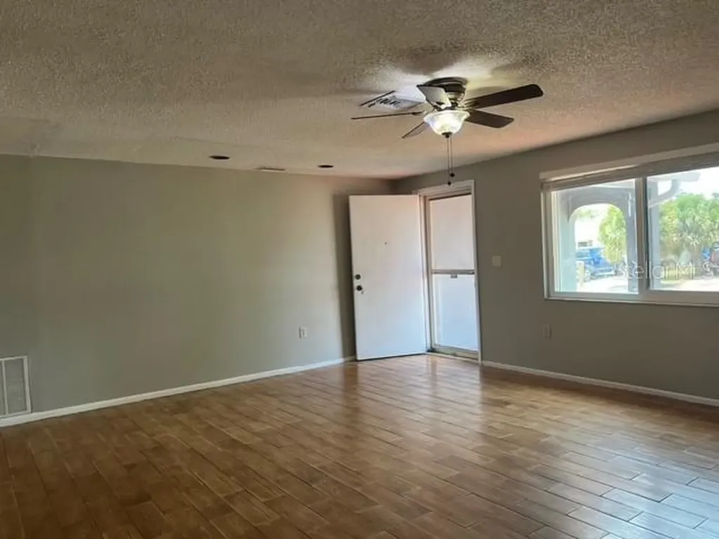 7736 Wicklow Street New Port Richey FL 34653