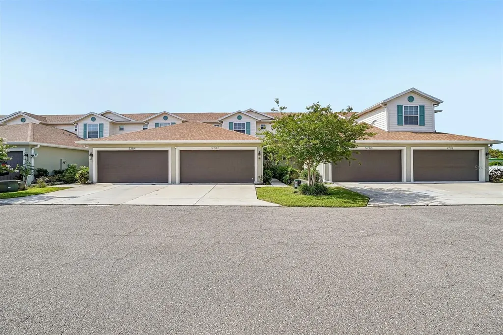 5282 Neil Drive St Petersburg FL 33714