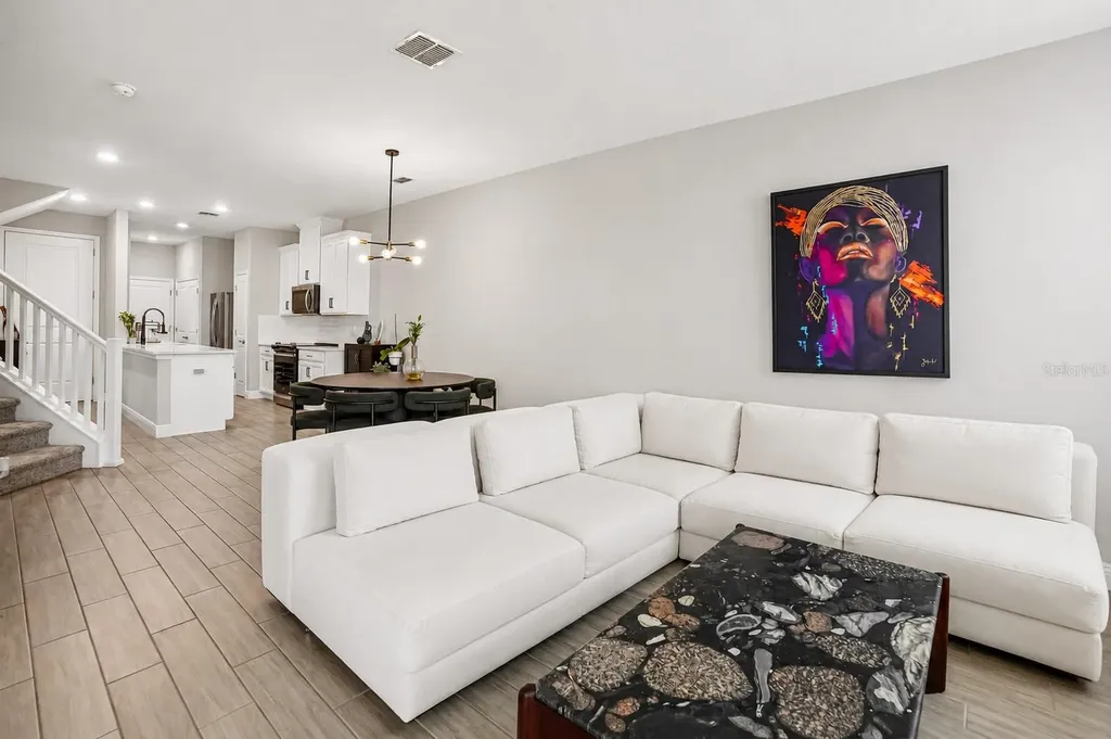 5282 Neil Drive St Petersburg FL 33714