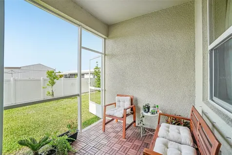 5282 Neil Drive St Petersburg FL 33714