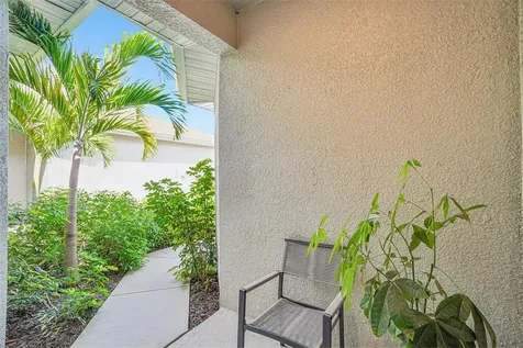 5282 Neil Drive St Petersburg FL 33714