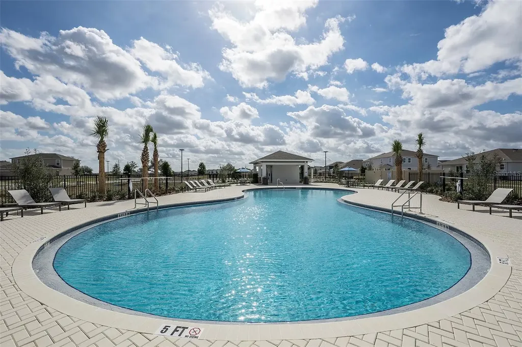 379 Cornerstone Drive Groveland FL 34736
