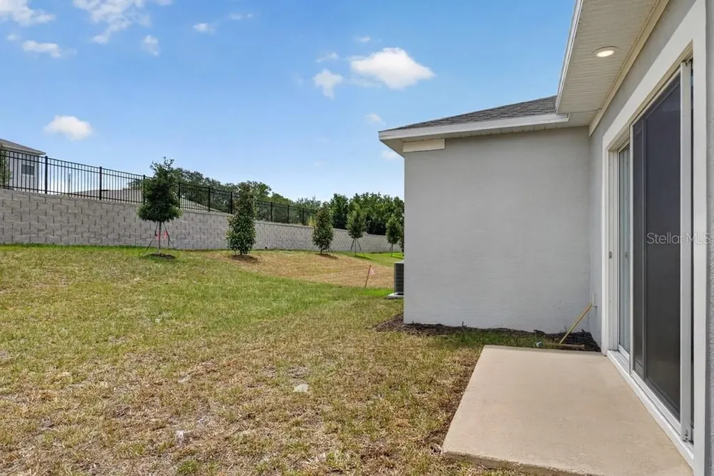 379 Cornerstone Drive Groveland FL 34736
