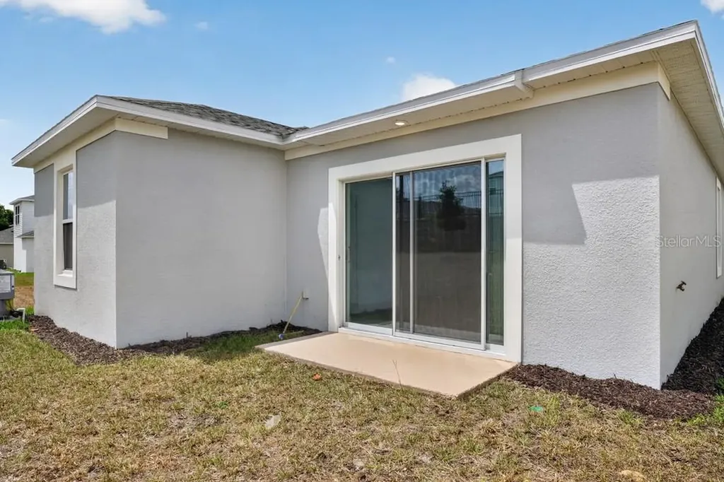 379 Cornerstone Drive Groveland FL 34736