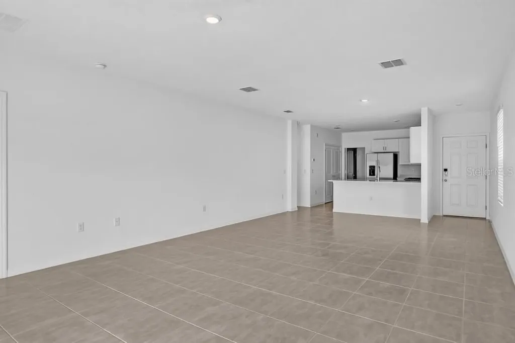 379 Cornerstone Drive Groveland FL 34736