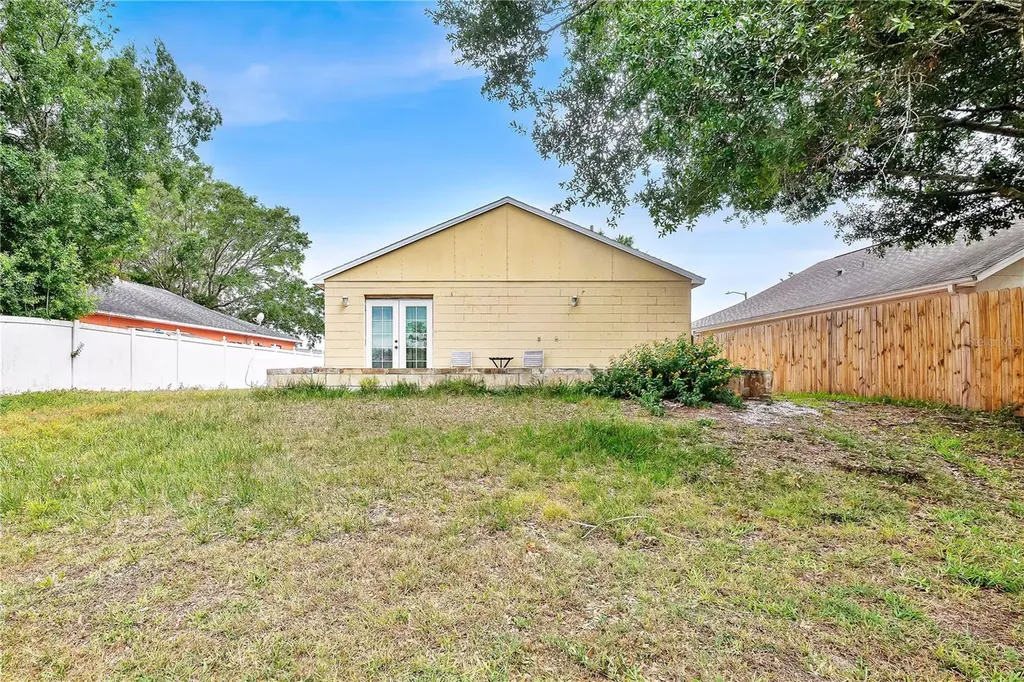 2413 Radnor Avenue Orlando FL 32826