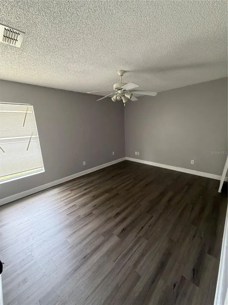 2413 Radnor Avenue Orlando FL 32826