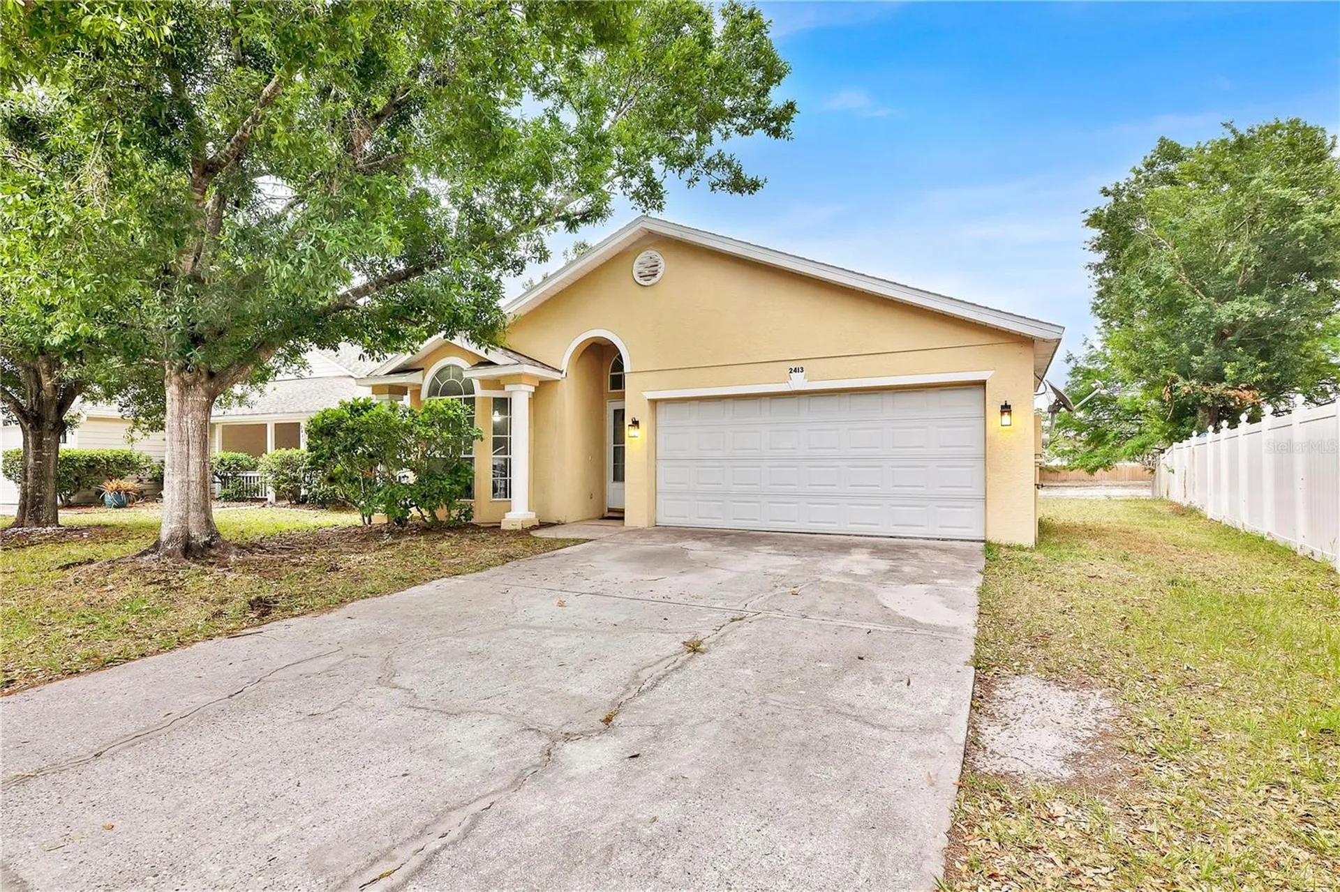 2413 Radnor Avenue Orlando FL 32826