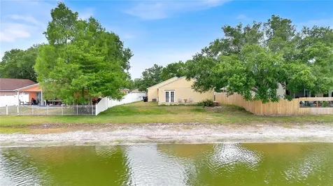 2413 Radnor Avenue Orlando FL 32826