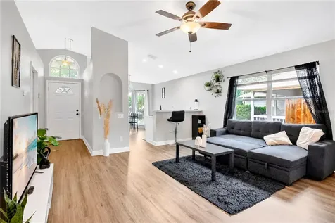 2413 Radnor Avenue Orlando FL 32826