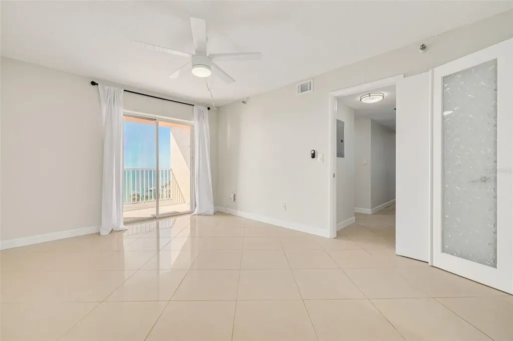 7432 Sunshine Skyway Lane S St Petersburg FL 33711