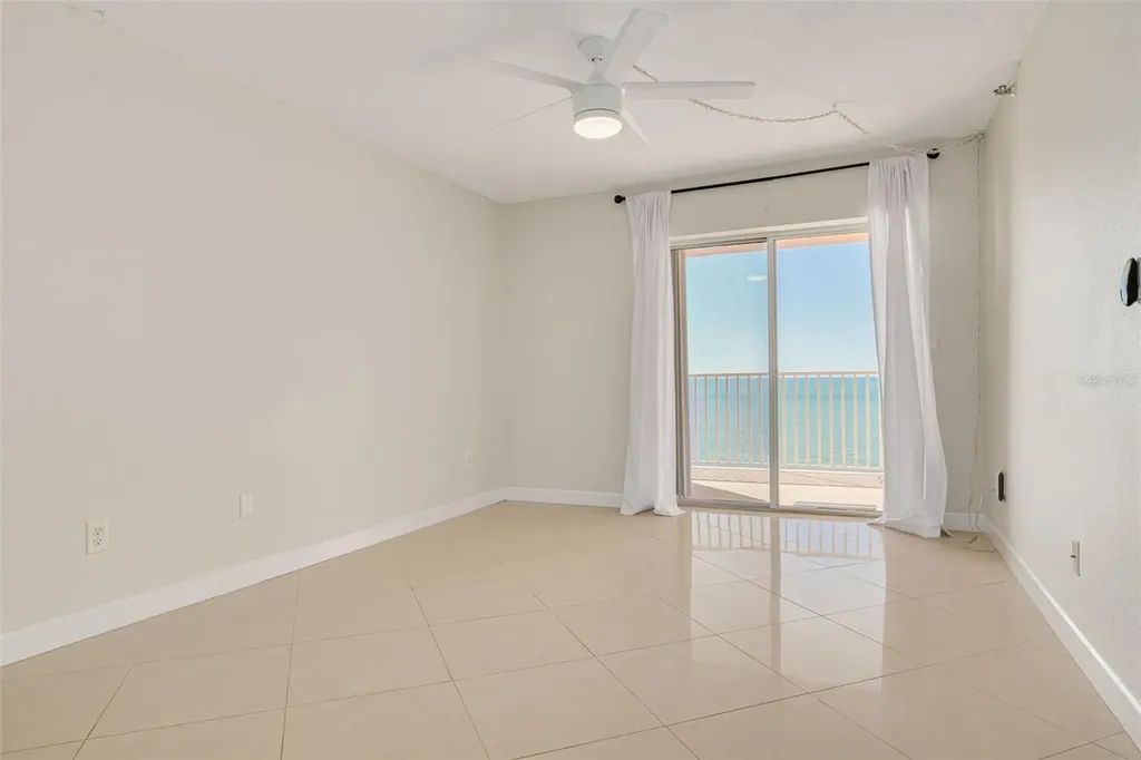 7432 Sunshine Skyway Lane S St Petersburg FL 33711