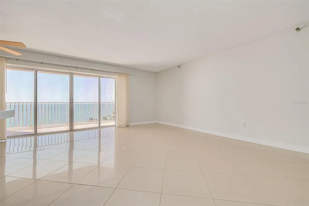 7432 Sunshine Skyway Lane S St Petersburg FL 33711
