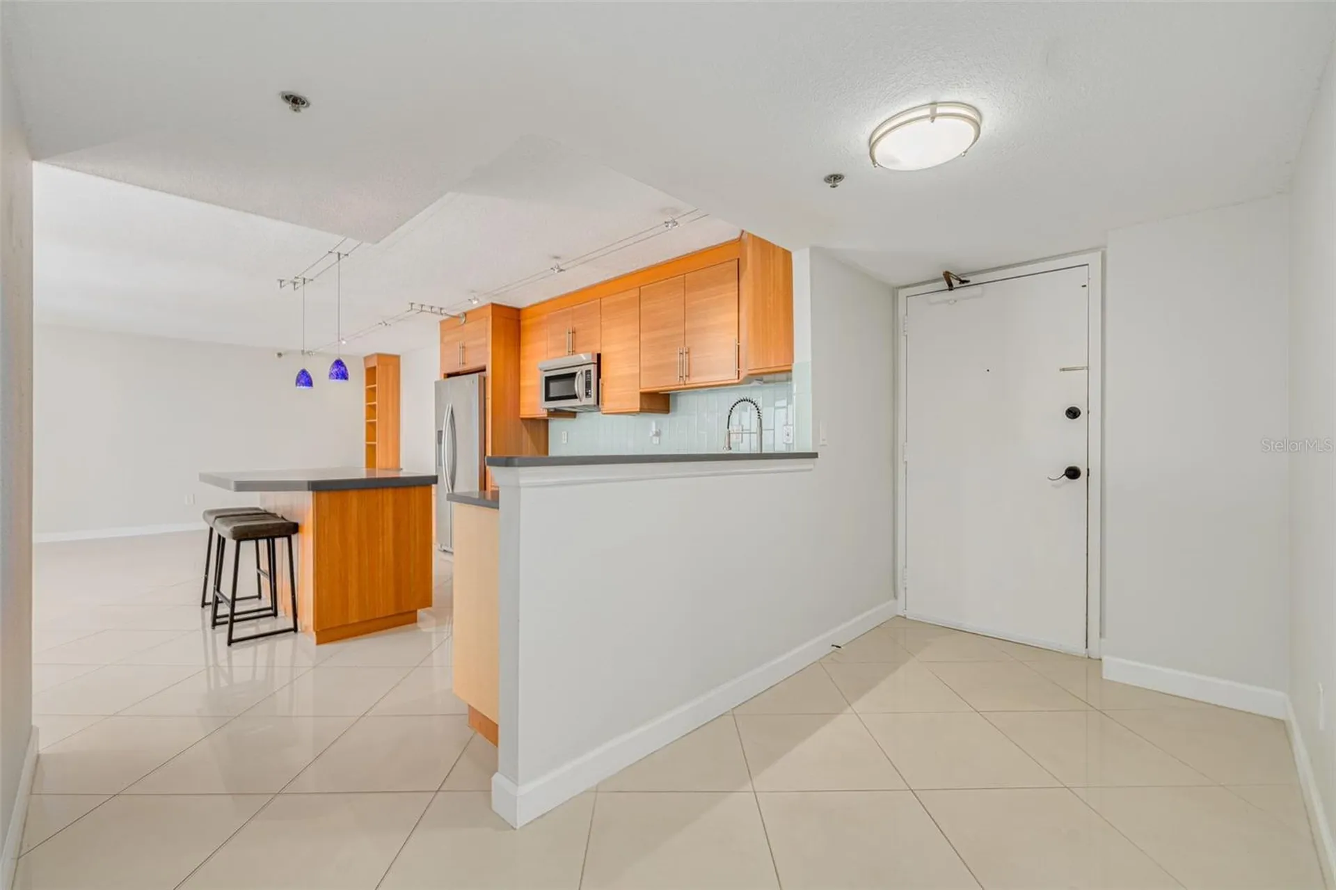 7432 Sunshine Skyway Lane S St Petersburg FL 33711