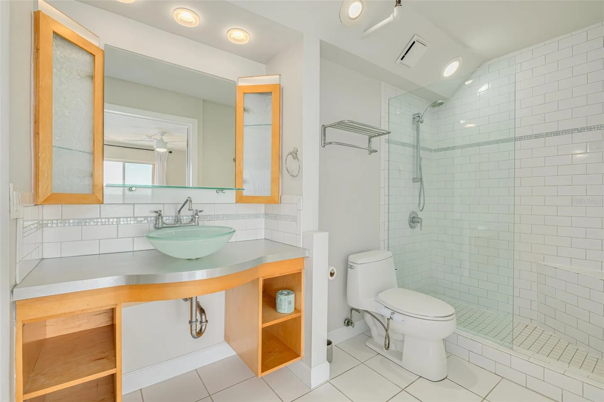 7432 Sunshine Skyway Lane S St Petersburg FL 33711