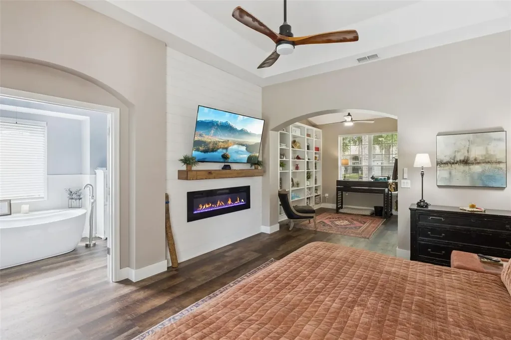 2360 Park Forest Boulevard Mount Dora FL 32757