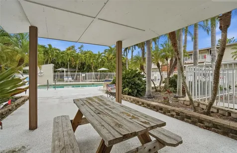 1638 Redwood Street Sarasota FL 34231