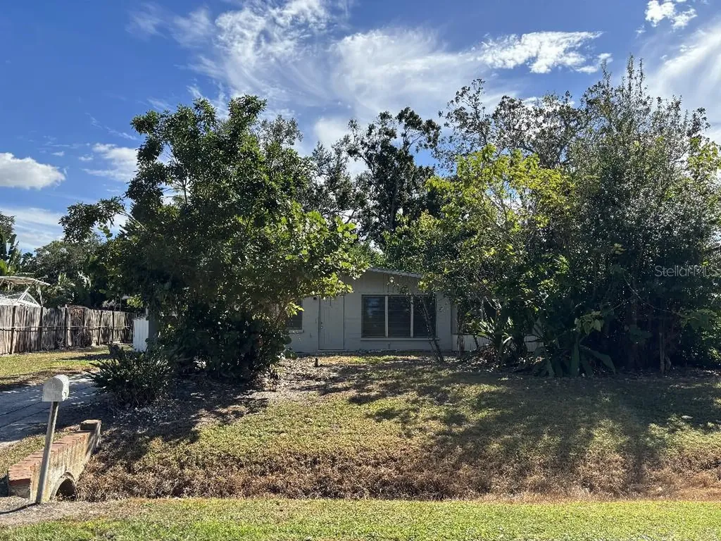 5312 Ventura Avenue Sarasota FL 34235