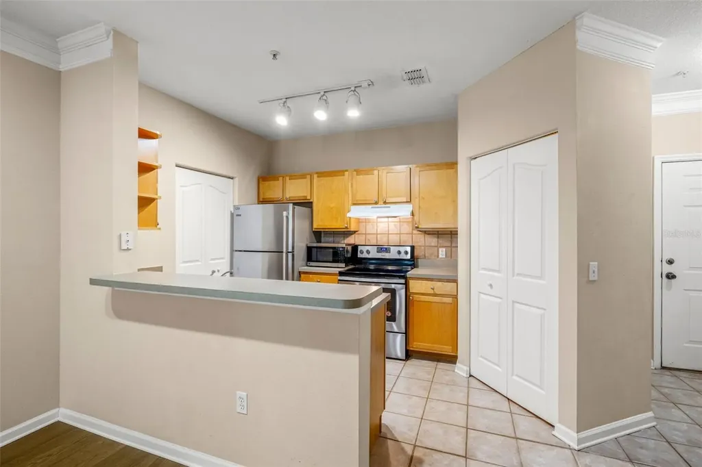 4207 S Dale Mabry Highway Tampa FL 33611