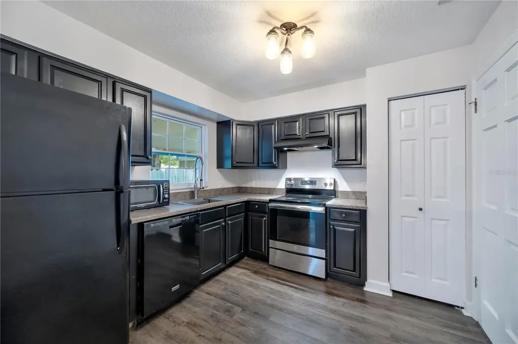 1507 Foxridge Run SW Winter Haven FL 33880
