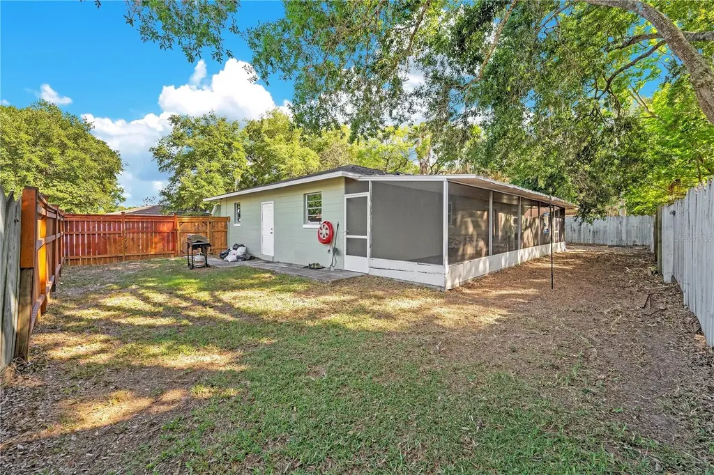 1507 Foxridge Run SW Winter Haven FL 33880