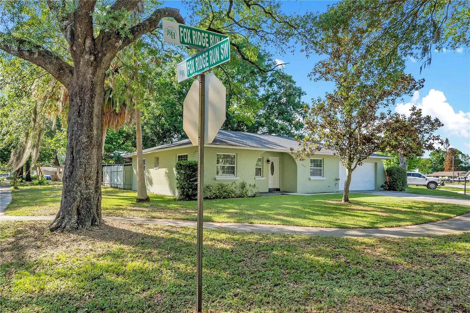 1507 Foxridge Run SW Winter Haven FL 33880