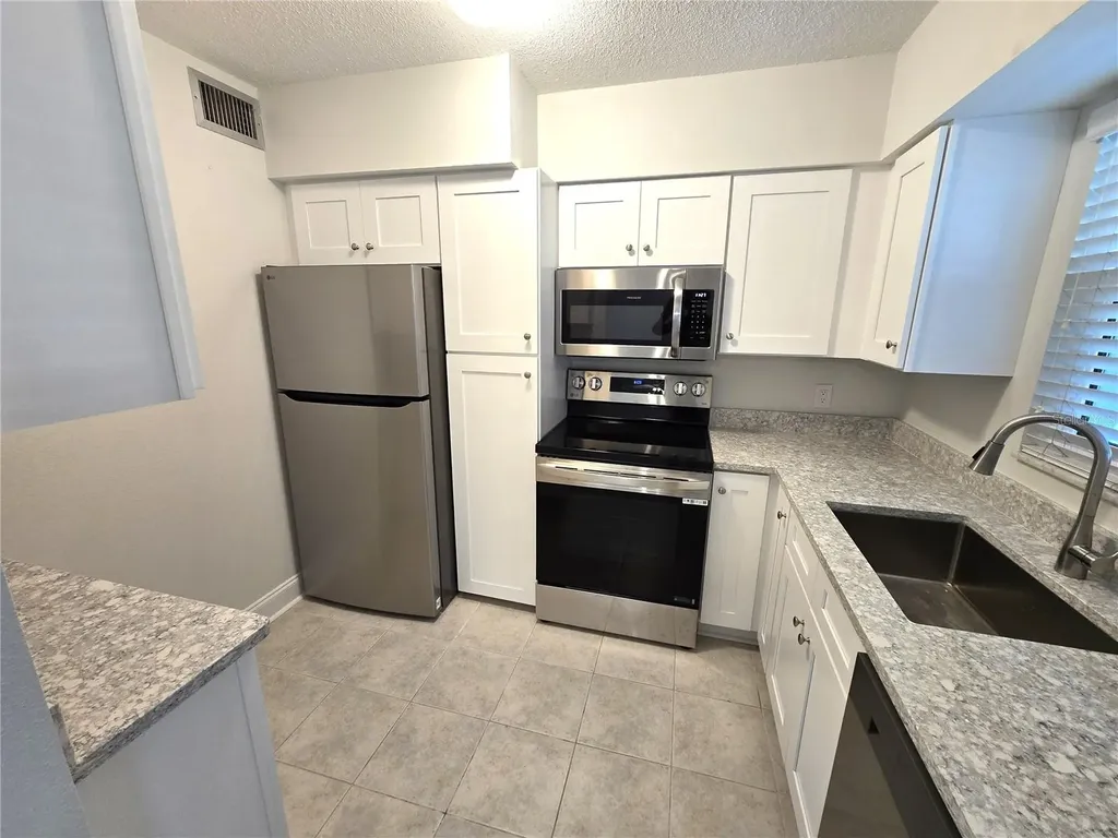 611 Gulf Drive N Bradenton Beach FL 34217