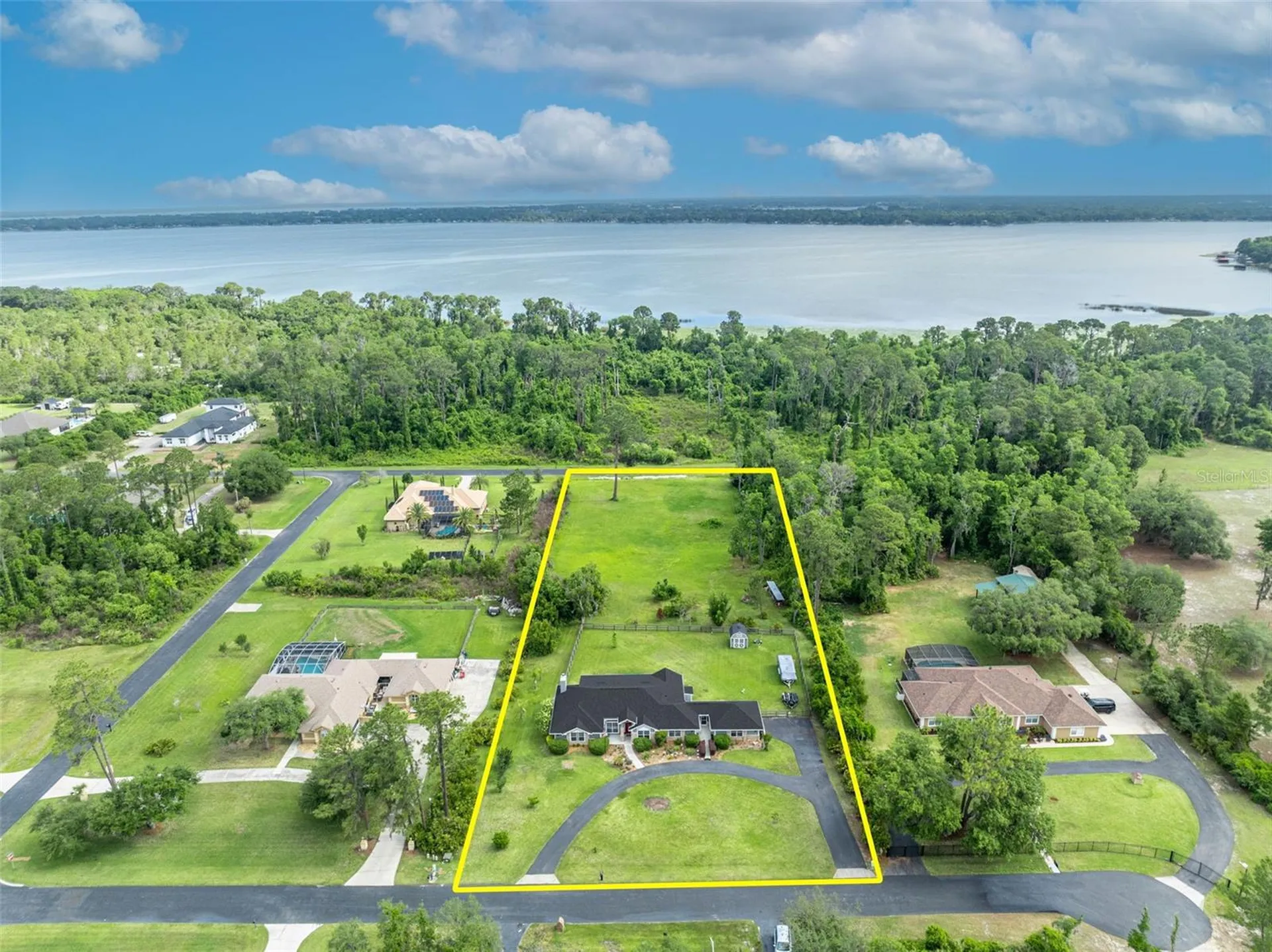 Mill Pond Road Tavares FL 32778