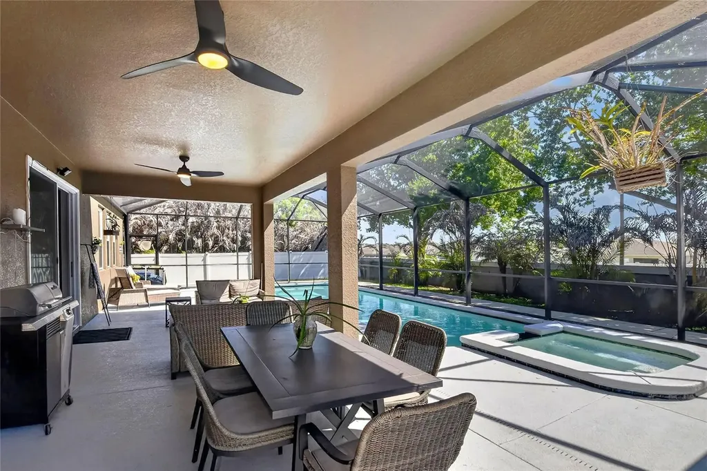 232 Magneta Loop Auburndale FL 33823
