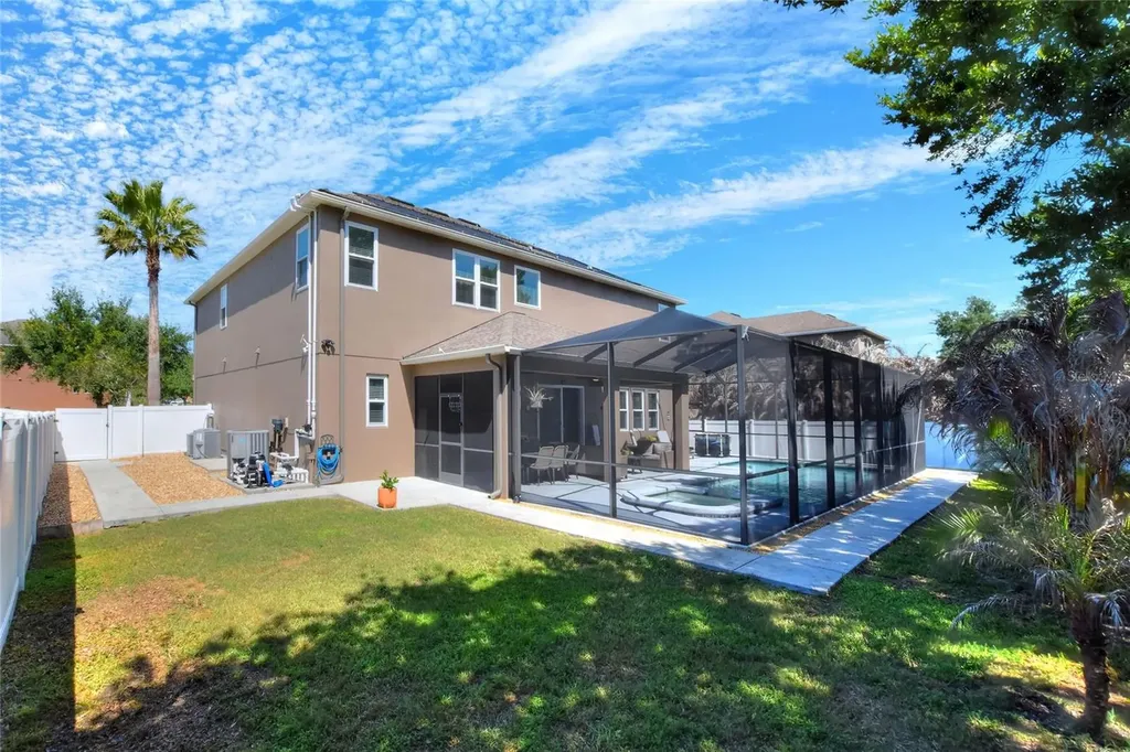 232 Magneta Loop Auburndale FL 33823