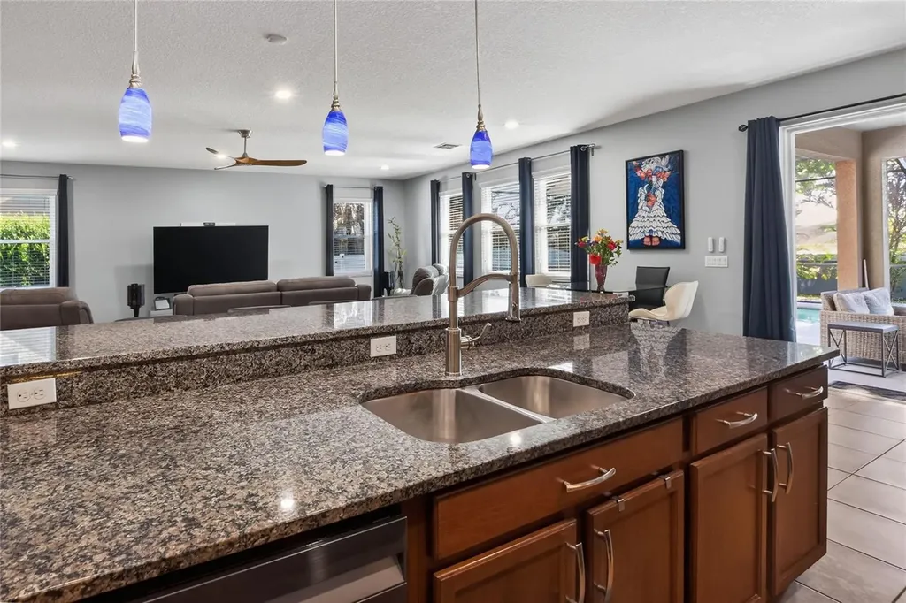 232 Magneta Loop Auburndale FL 33823