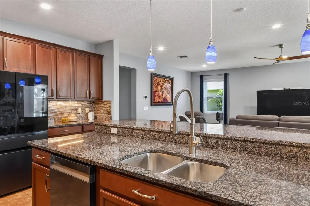 232 Magneta Loop Auburndale FL 33823