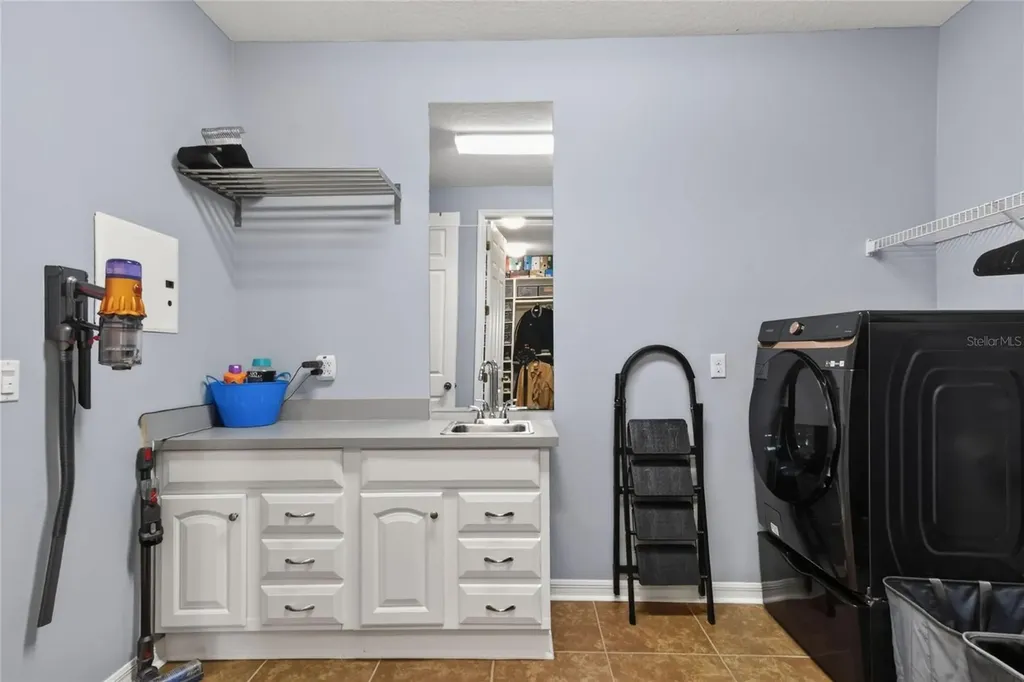 232 Magneta Loop Auburndale FL 33823