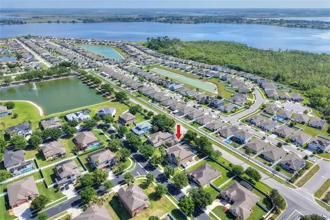 232 Magneta Loop Auburndale FL 33823