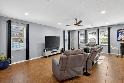 232 Magneta Loop Auburndale FL 33823