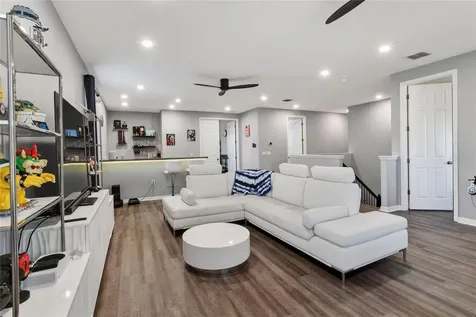 232 Magneta Loop Auburndale FL 33823