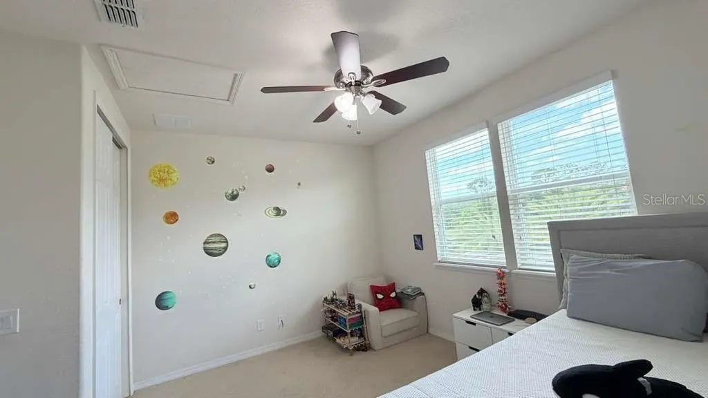 5233 Dove Tree Street Orlando FL 32811