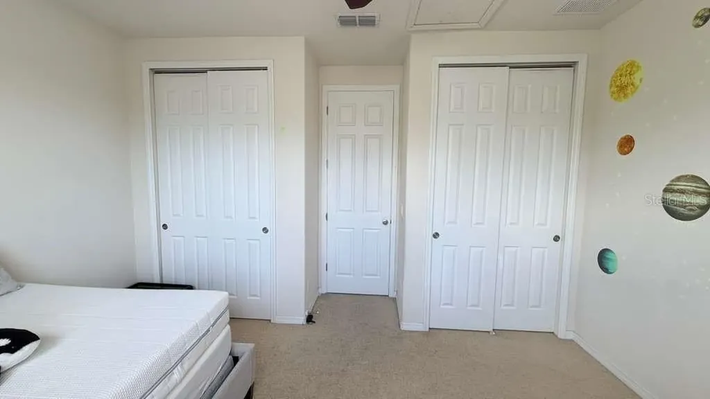 5233 Dove Tree Street Orlando FL 32811