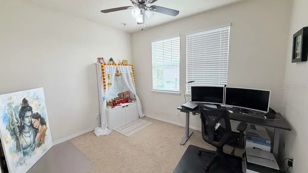 5233 Dove Tree Street Orlando FL 32811