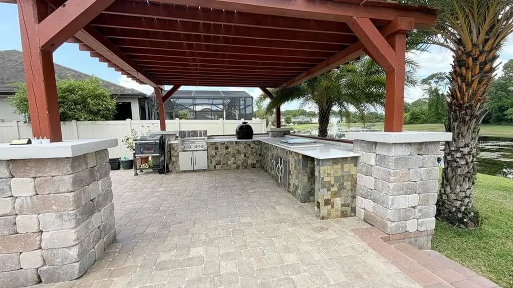 5233 Dove Tree Street Orlando FL 32811