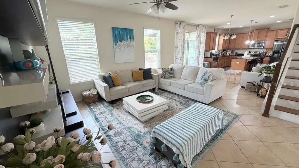 5233 Dove Tree Street Orlando FL 32811