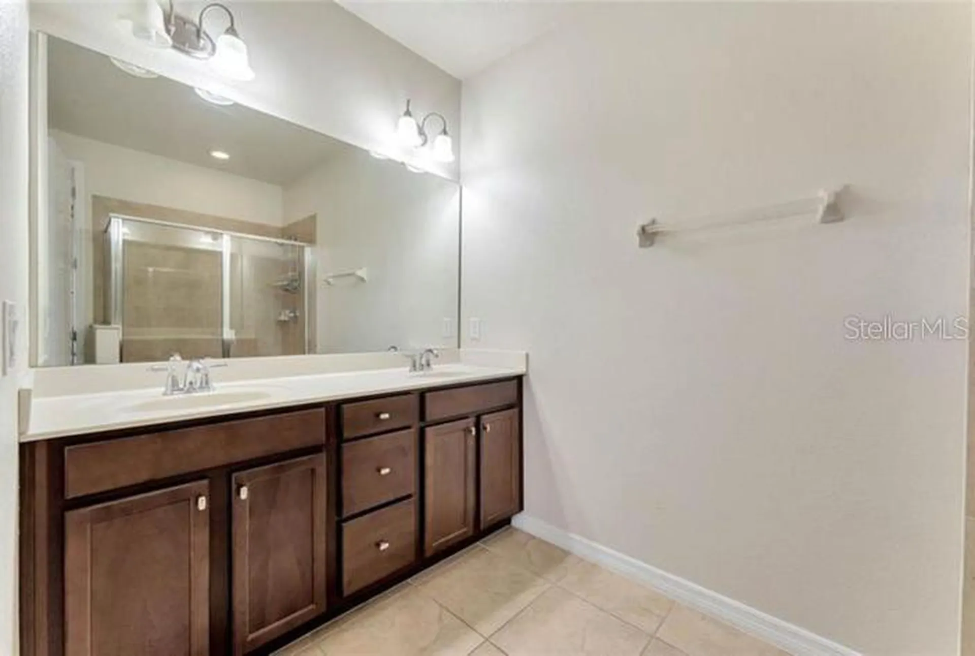 5233 Dove Tree Street Orlando FL 32811