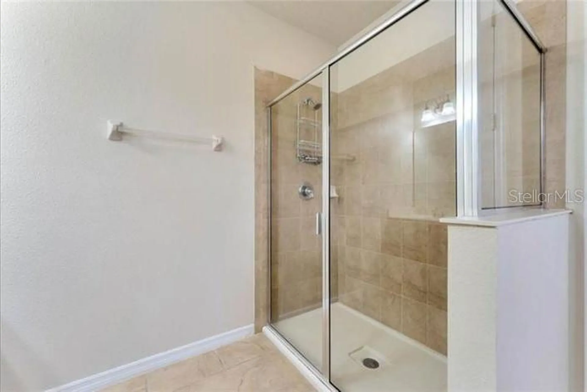 5233 Dove Tree Street Orlando FL 32811