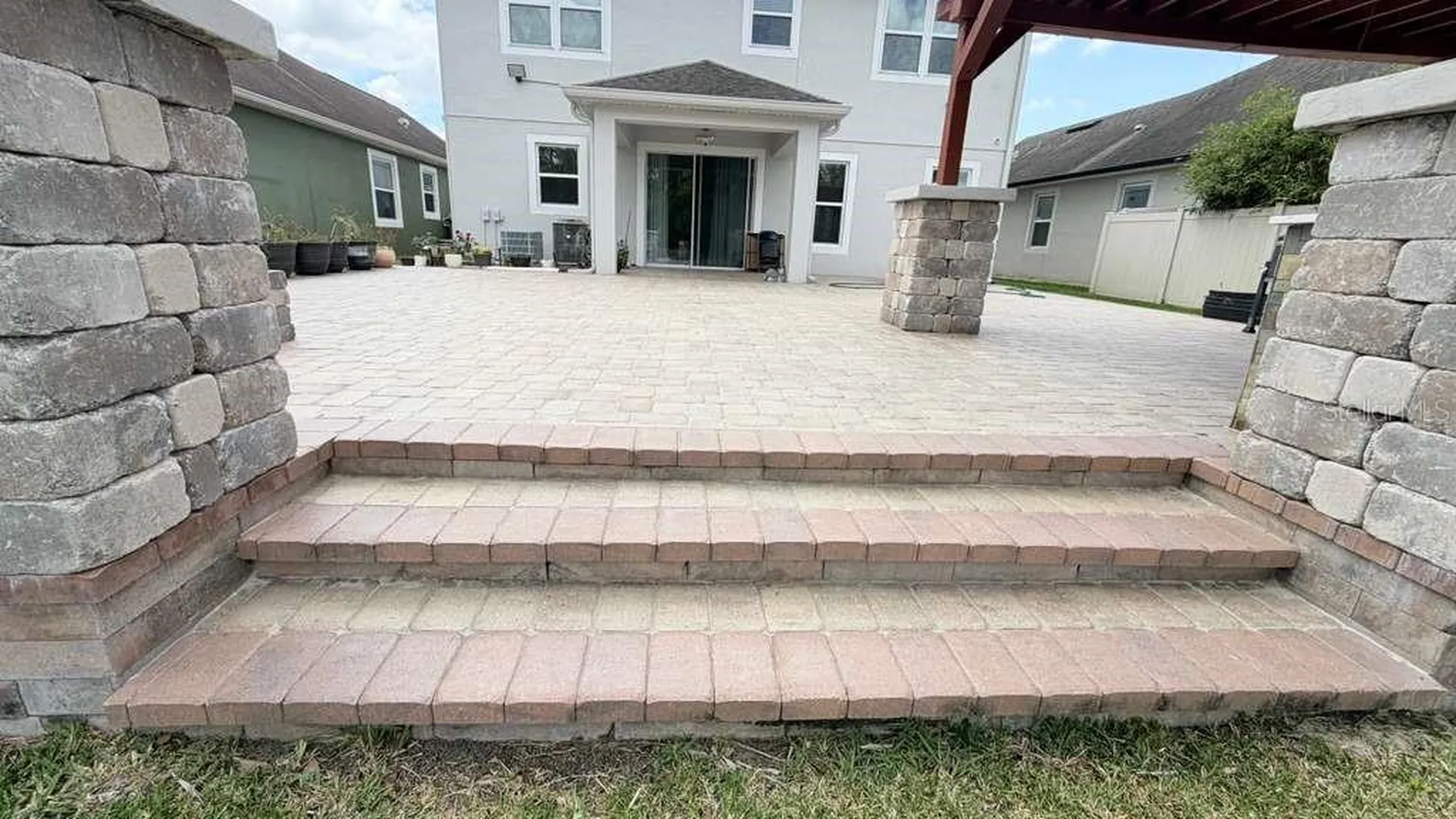 5233 Dove Tree Street Orlando FL 32811