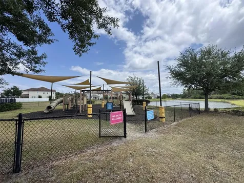 5233 Dove Tree Street Orlando FL 32811