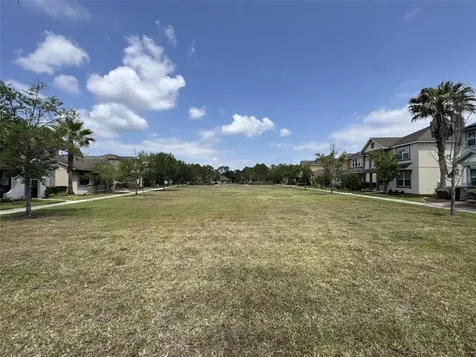 5233 Dove Tree Street Orlando FL 32811
