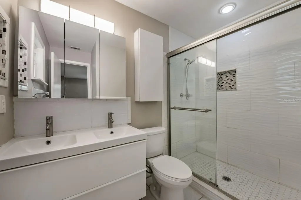 6735 23rd Street N St Petersburg FL 33702