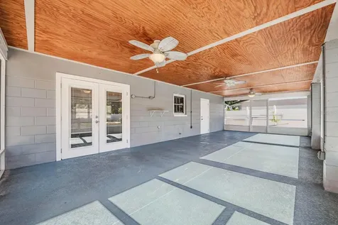 6735 23rd Street N St Petersburg FL 33702