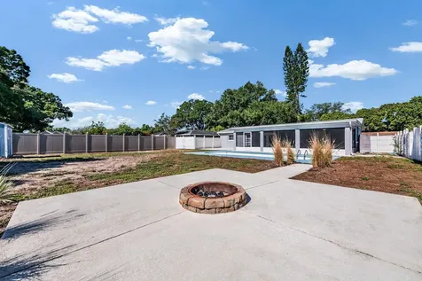 6735 23rd Street N St Petersburg FL 33702
